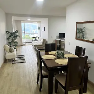 Hermoso Y Lujoso En Apartamento