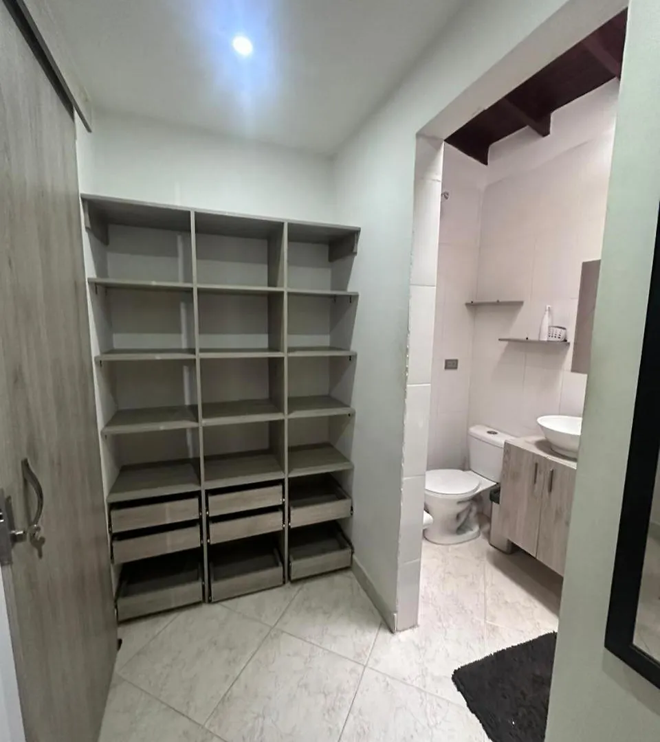 Homestay Habitacion En Apartamento Duplex, Internet, Terraza- Envigado